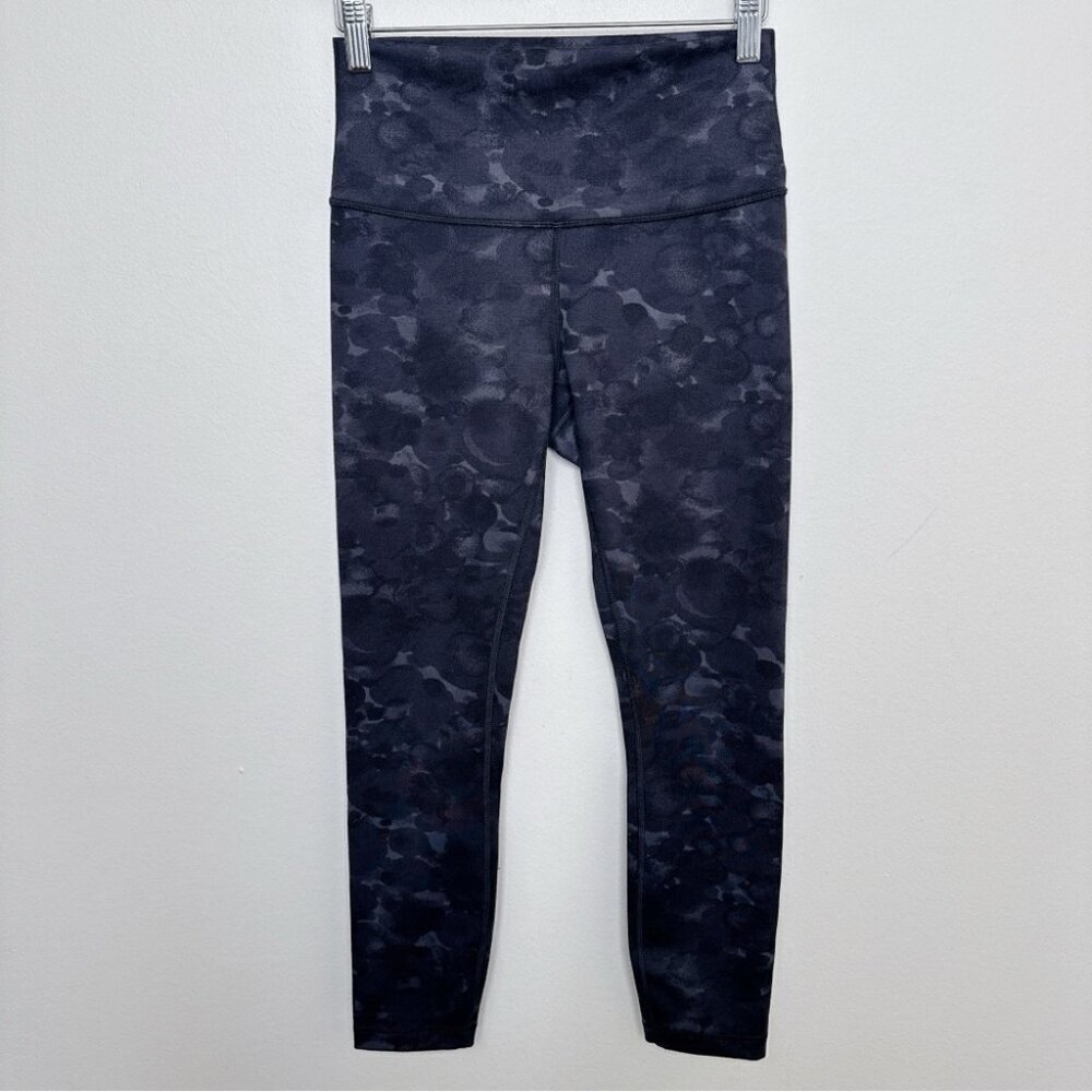 Lululemon Womens 6 Patterned Wunder Under Pant